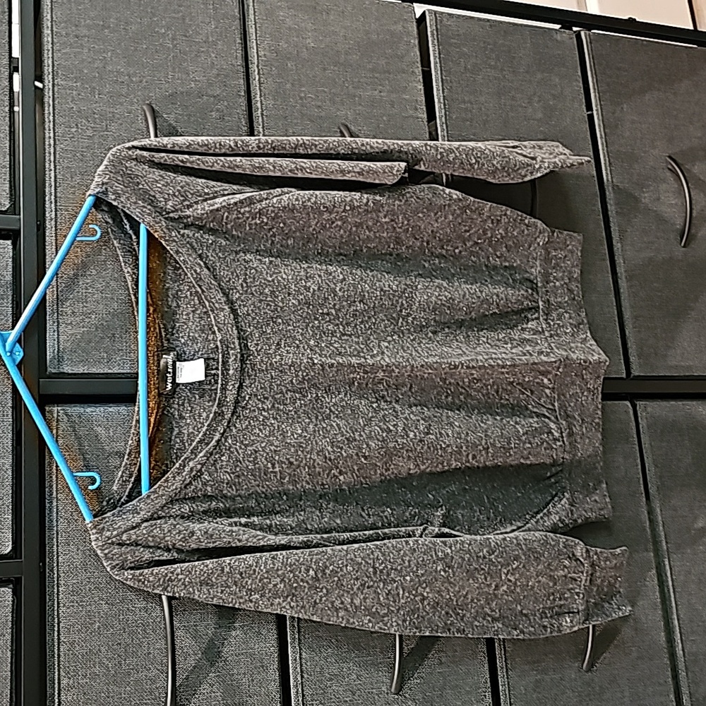 Long sleeve top